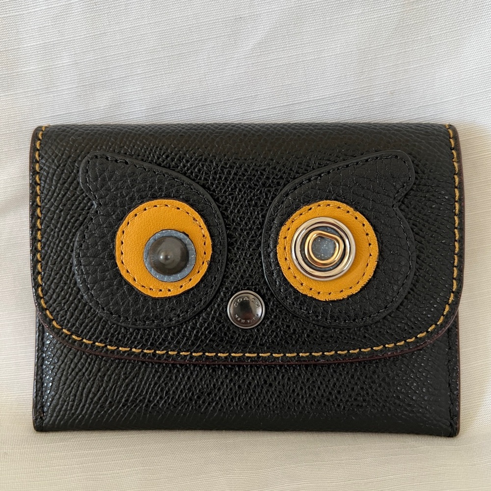 Coach Fuzz Bear Card Pouch Case